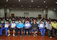 国际部：国际高中课程全体学生会议