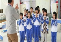 国际部：双证班家长会报道