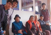 国际高中部红十字小组系列活动之走进香堂敬老院