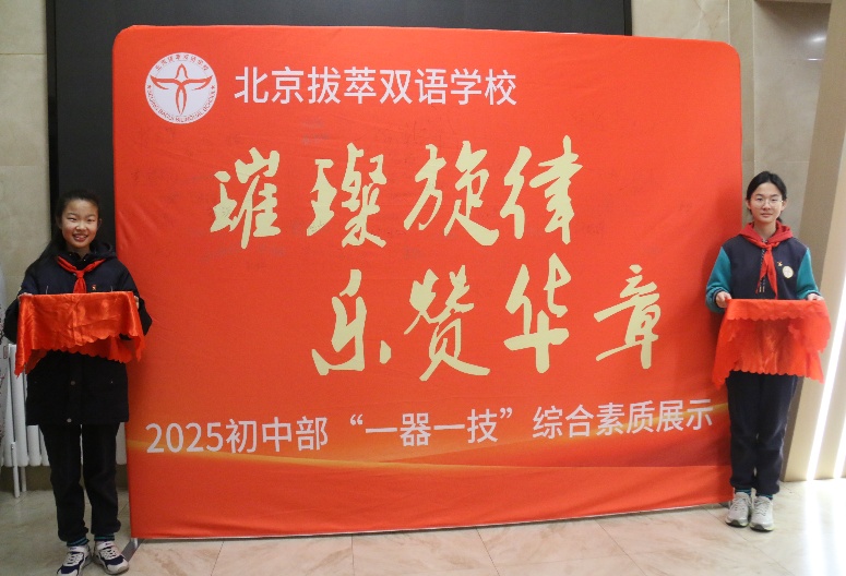 黑胶唱片的封面

AI 生成的内容可能不正确。